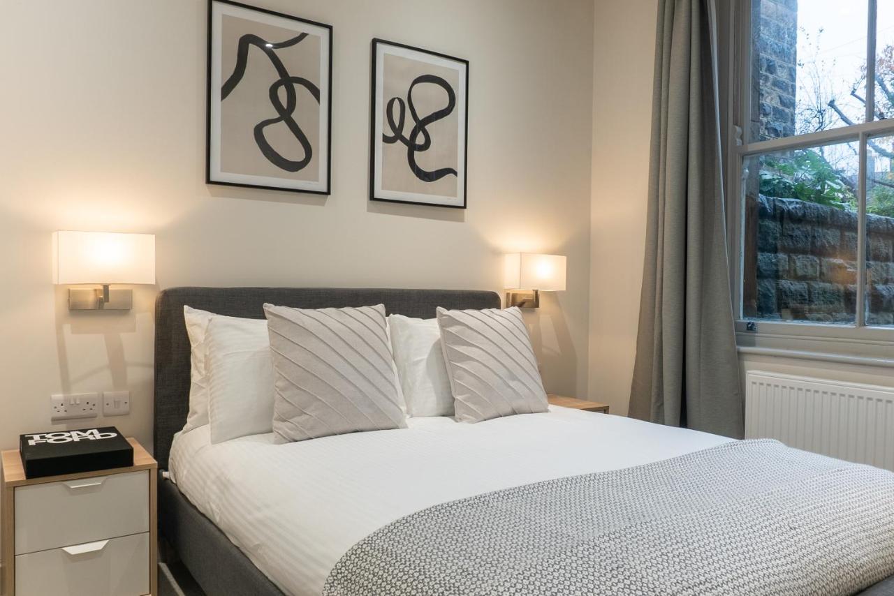 Spring Mount Huge Luxury Full Apartment- Harrogate Centre-Two Extremely Comfy Kingsize Bedrooms-Fully Equipped Modern Kitchen-Cosy Living Room With Huge Tv Buitenkant foto